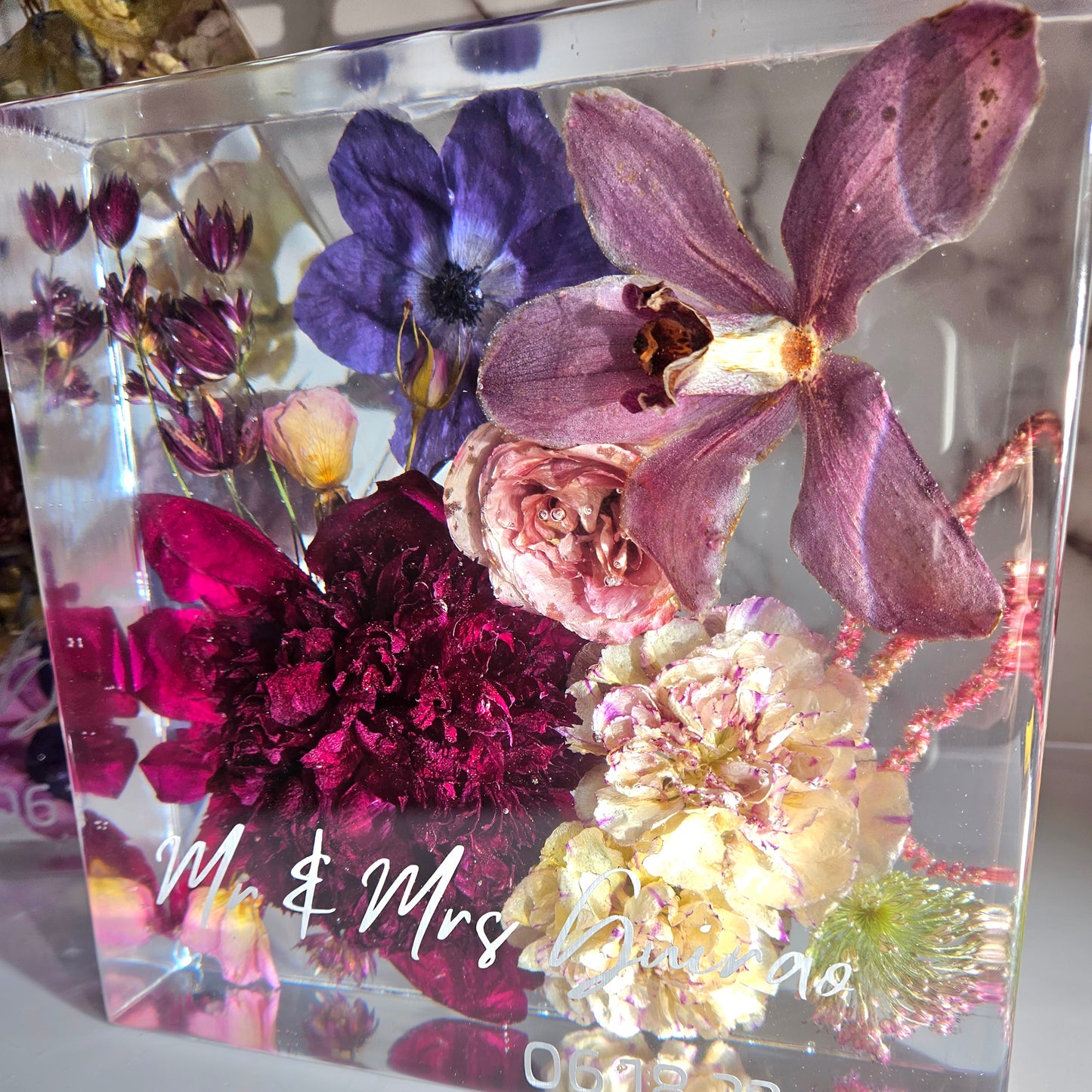 8"x 8" Square Luxury 3D Floral Resin Cube Wedding Bouquet Preservation Modern Fried Flowers Square Save Your Gift Keepsake