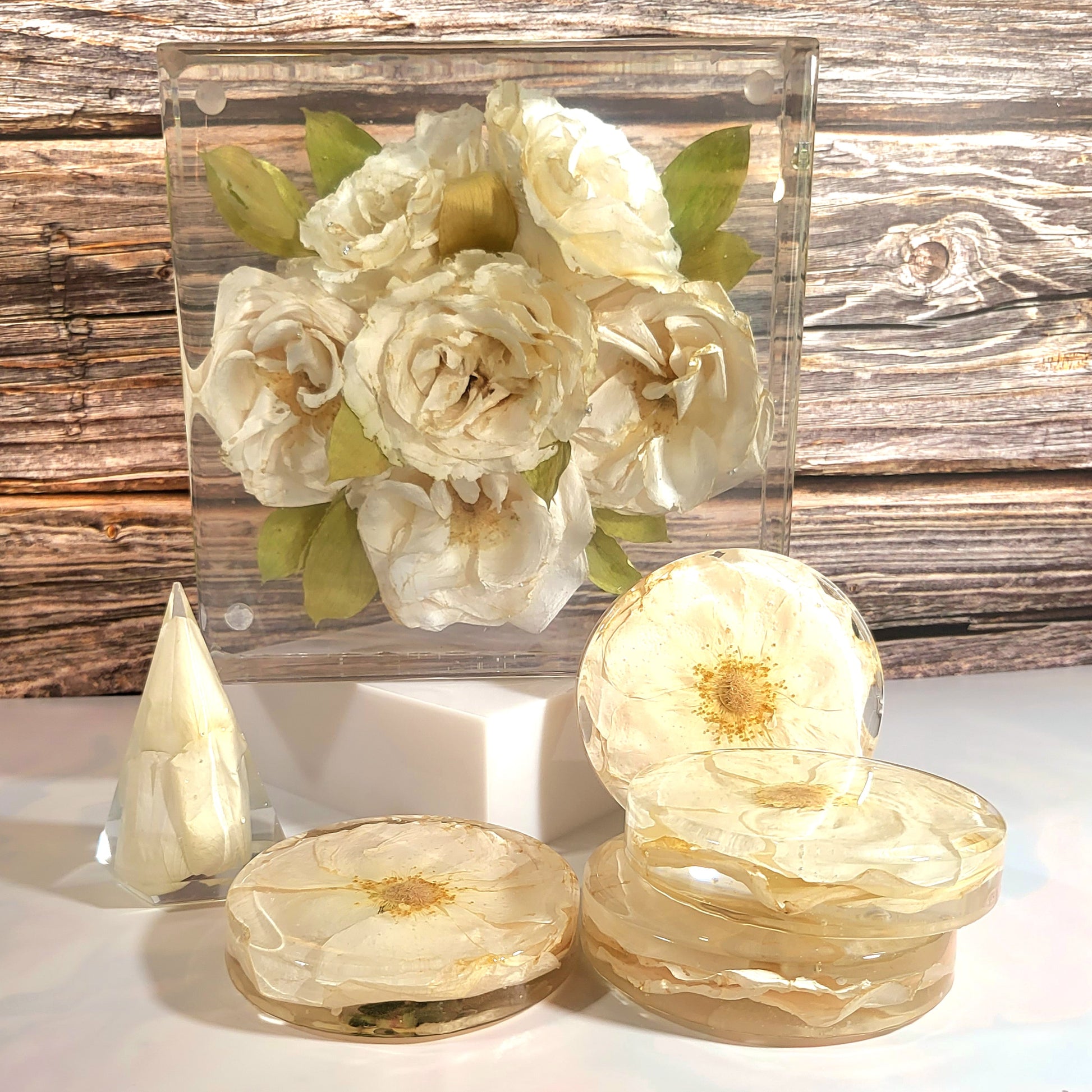 Square 8"x 8" Luxury 3D Floral Resin Cube Wedding Bouquet Preservation Modern Fried Flowers Square Save Your Gift Keepsake - flofloflowery